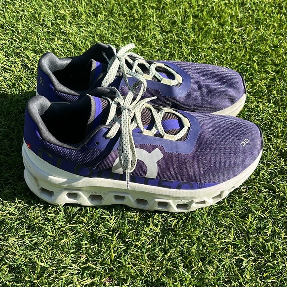 On Cloud Monsters - Picture 6 of 12